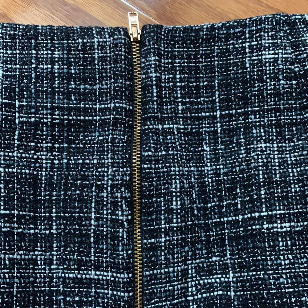 Mini skirt - Picture 4 of 4